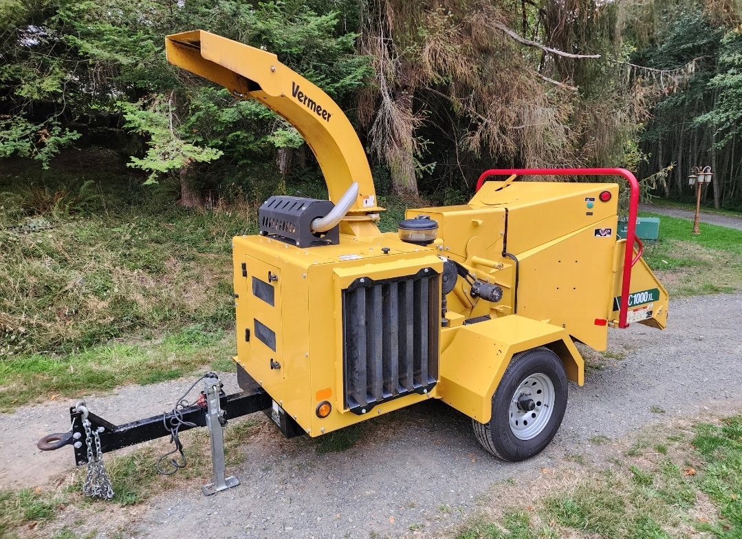 2022-vermeer-BC1000XL-wood-chipper-thomcat A Vermeer BC1000XL for sale that was previously sold by Thomcat Equipment in Victoria, BC